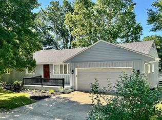 1533 SW Brooklyn Ave, Topeka, KS 66611