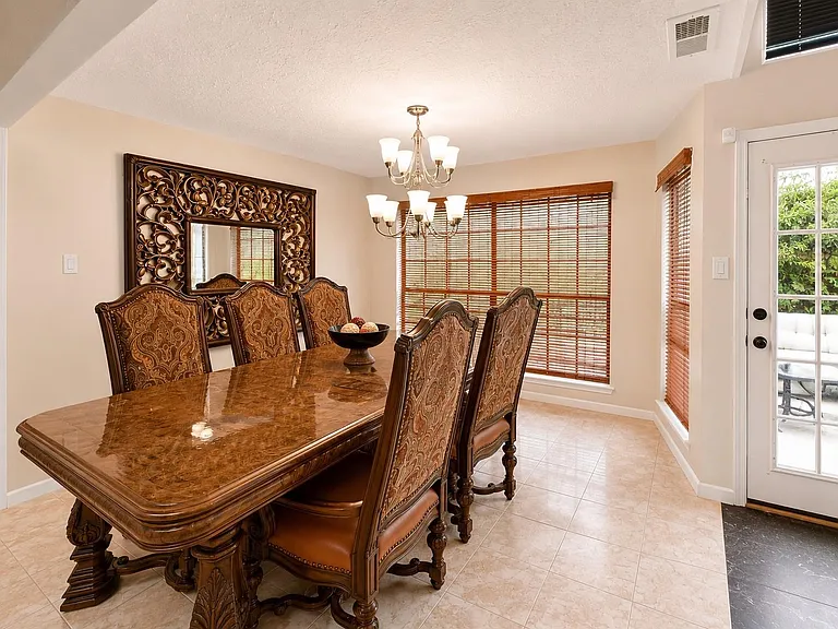 3115 Ashford Bend Dr — Photo 10