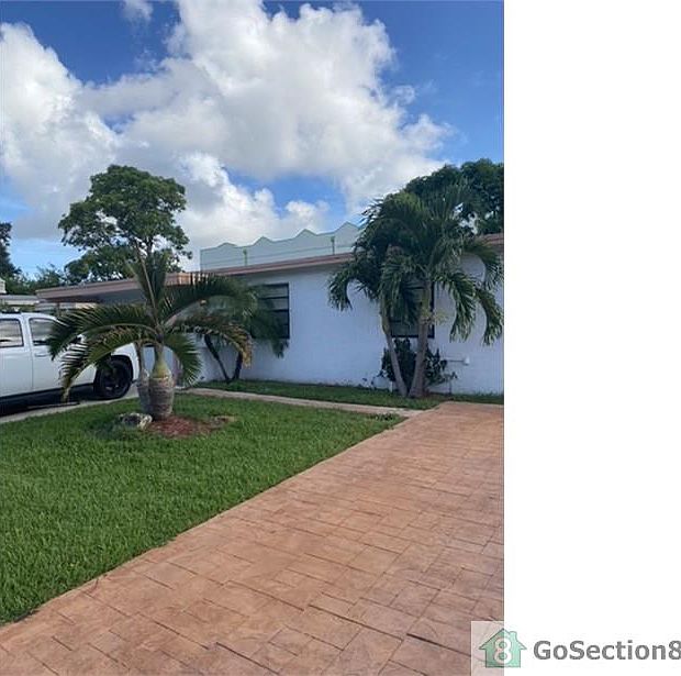 1st image of 1745 NW 18th St