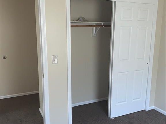 5th image of 7138 Askew Ave