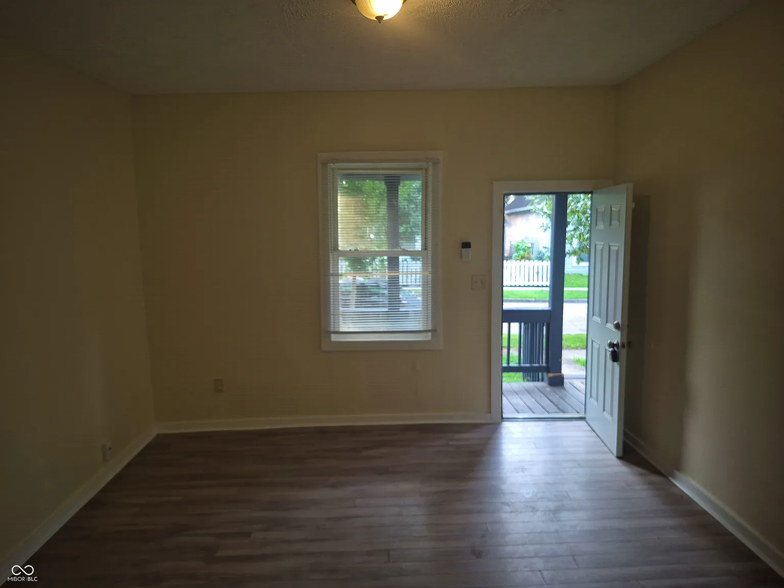 1 bed, 1.0 bath, 966 sqft, $775 — Photo 4