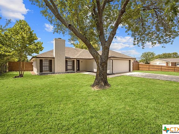 2nd image of 1806 Sagebrush Dr