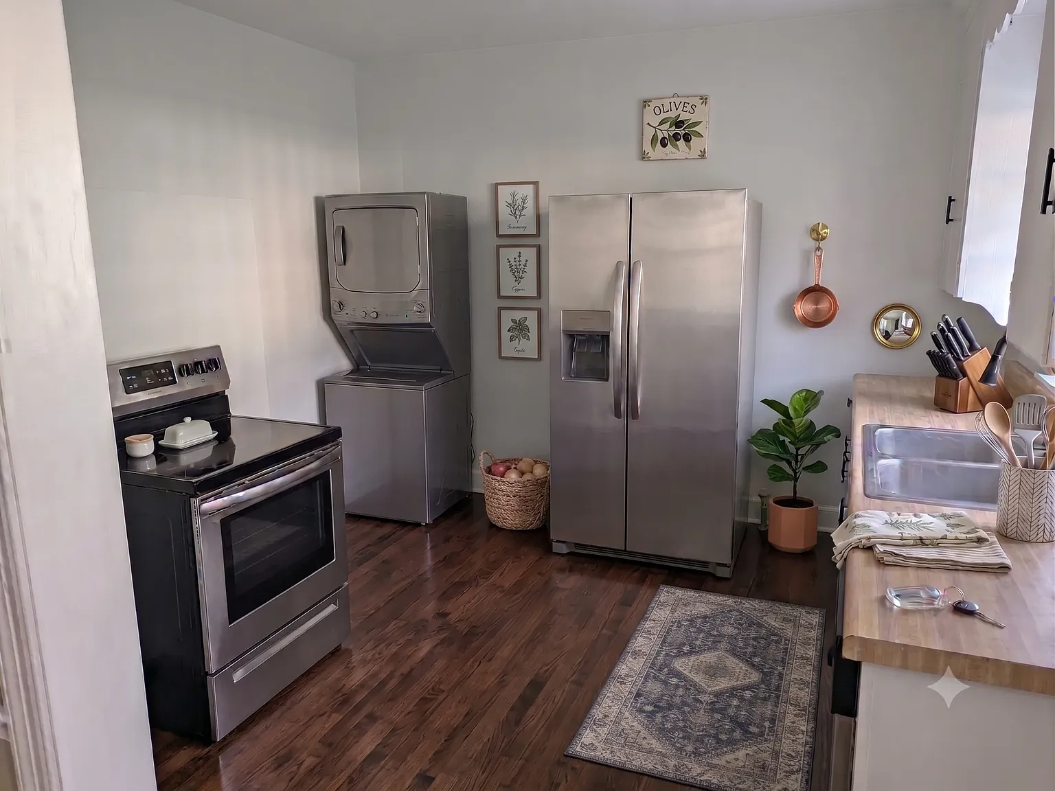 2 bed, 1100 sqft, $2,195 — Photo 3