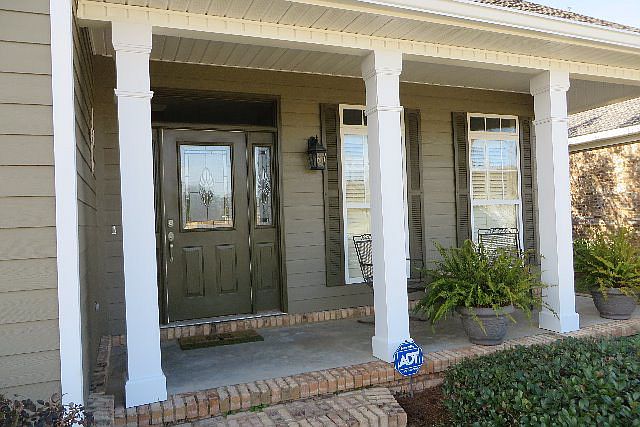 Entry Porch