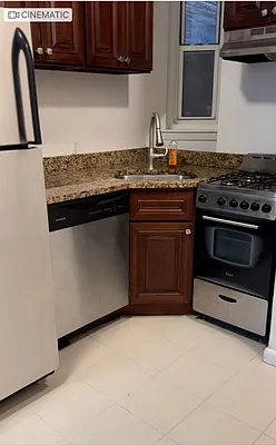 Rented by Compass | media 12