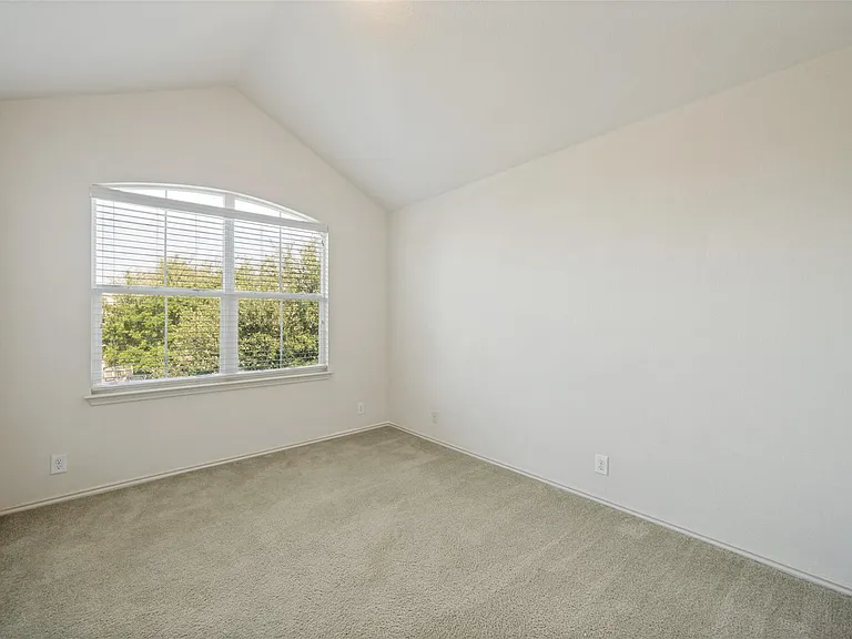 3500 Savage Springs Dr — Photo 7
