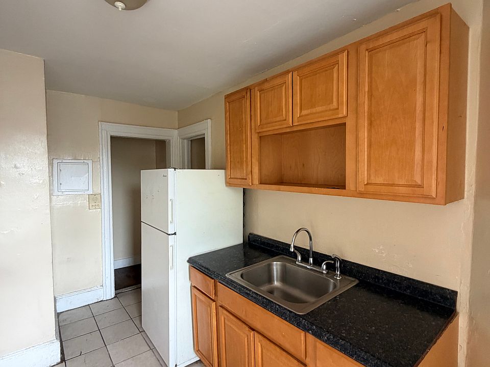1st image of 703 Howard Ave #1-10
