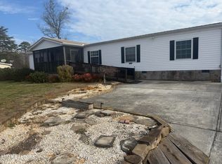 297 Mountain Meadows Dr, New Market, TN 37820