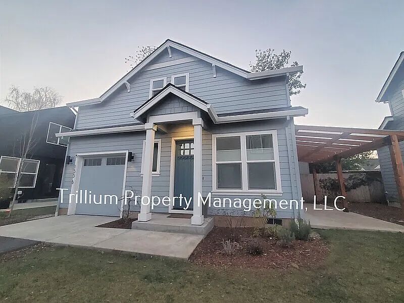 1st image of 133 SE 55th Ave #B