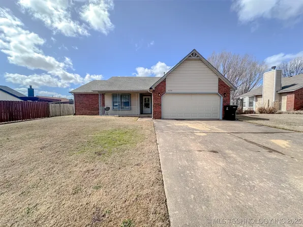 4104 S Narcissus Ave, Broken Arrow, OK 74011