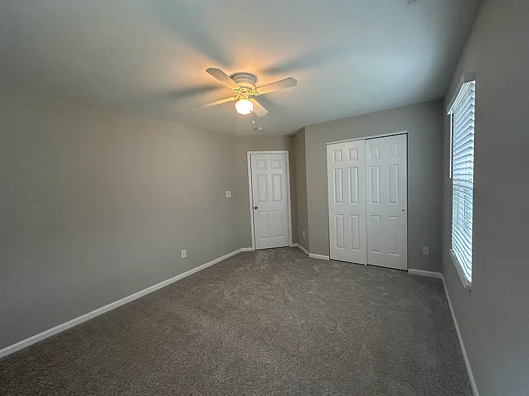 1840 Laurel Oak Ln — Photo 29