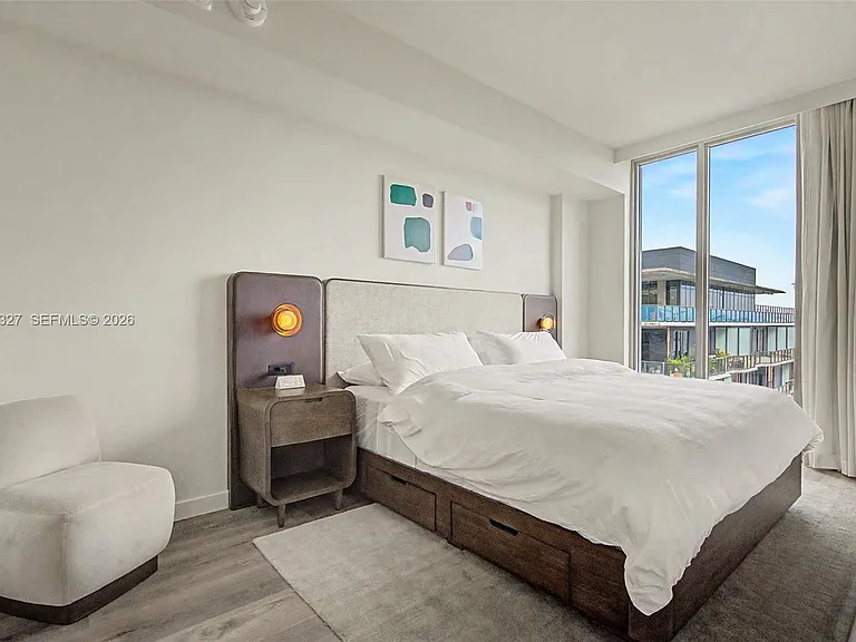 1611 SW 2nd Ave #817 — Photo 11