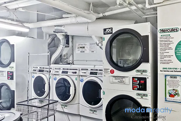 Sold by Moda Realty | media 35