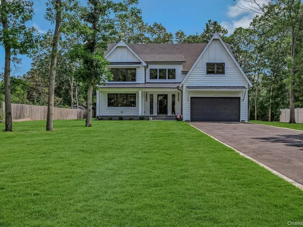 291 Pond Road, Bohemia, NY 11716