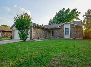 721 N Holli Way, Mustang, OK 73064
