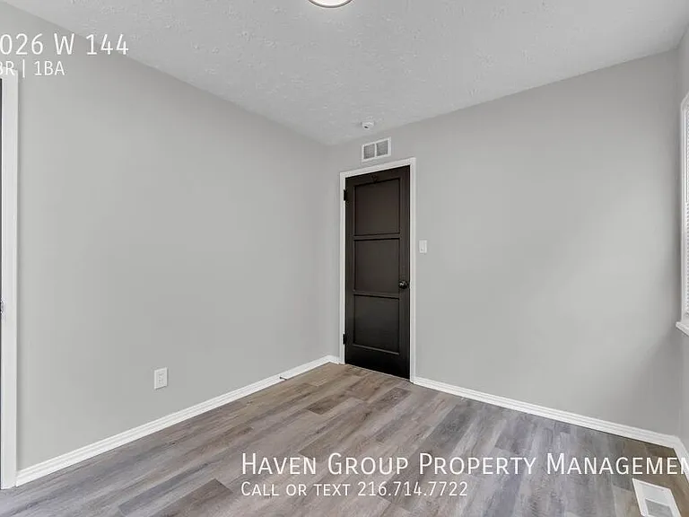 4026 W 144th St — Photo 12