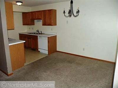 3rd image of 14964 Glenbrook Ave N