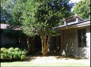 5851 Boatman Ln, Cookeville, TN 38506