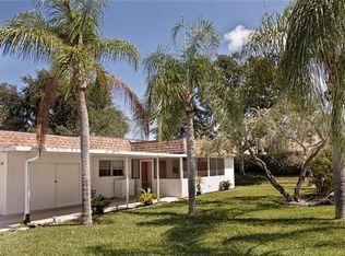 666 Circlewood Dr #V-6, Venice, FL 34293
