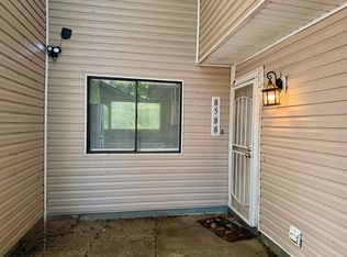8588 Creekwood Way, Jonesboro, GA 30238