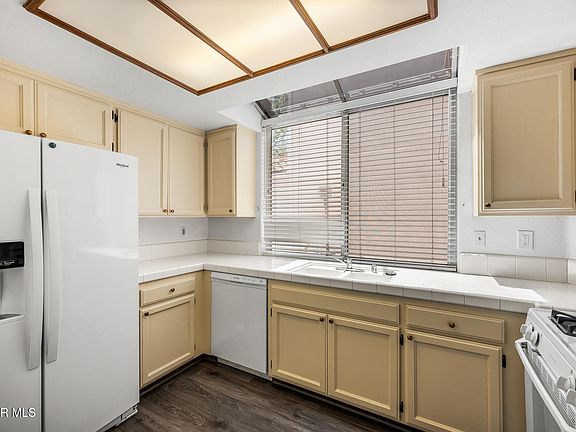 3rd image of 850 Vista Arriago
