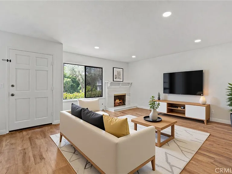 28191 Ridgecove Ct S — Photo 1