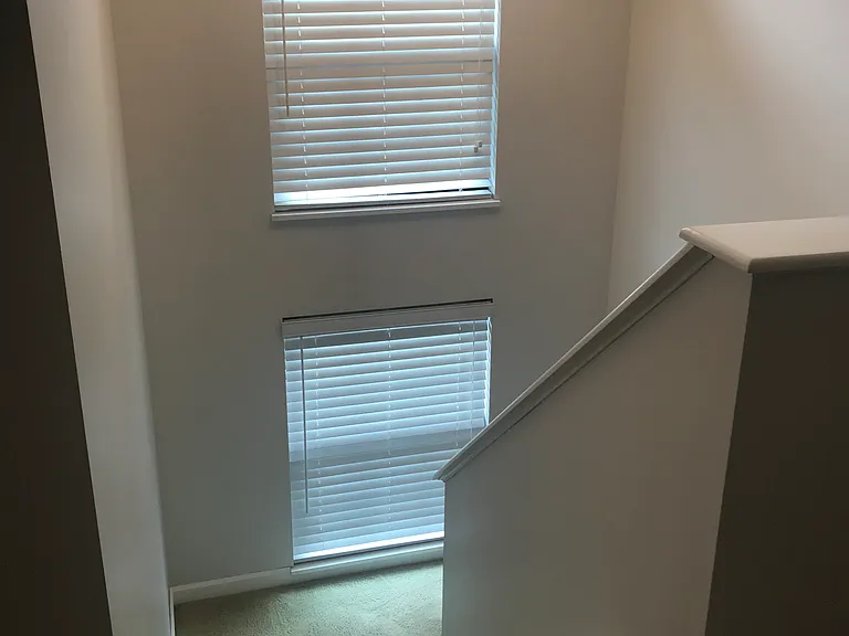 1130 Valleyview Dr — Photo 37