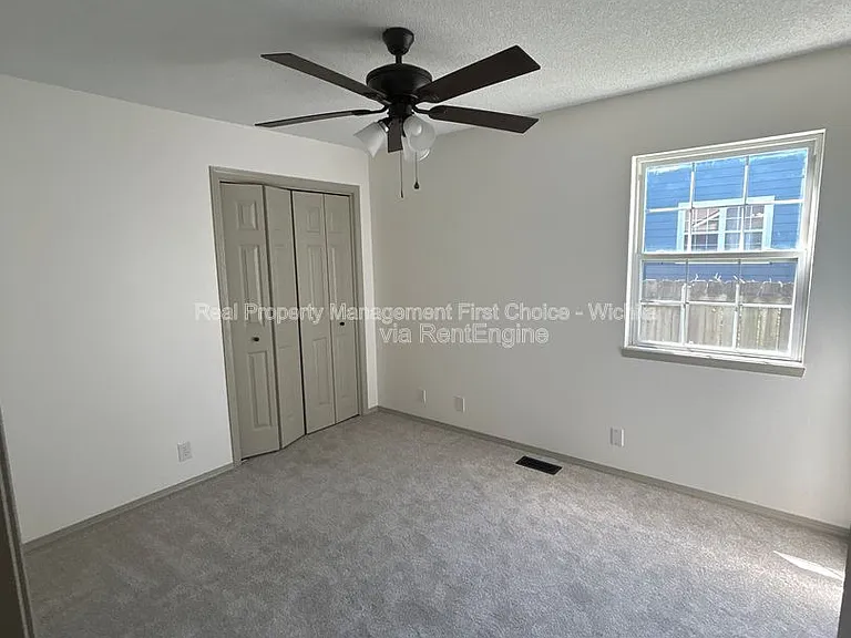 1823 S Shiloh St — Photo 24