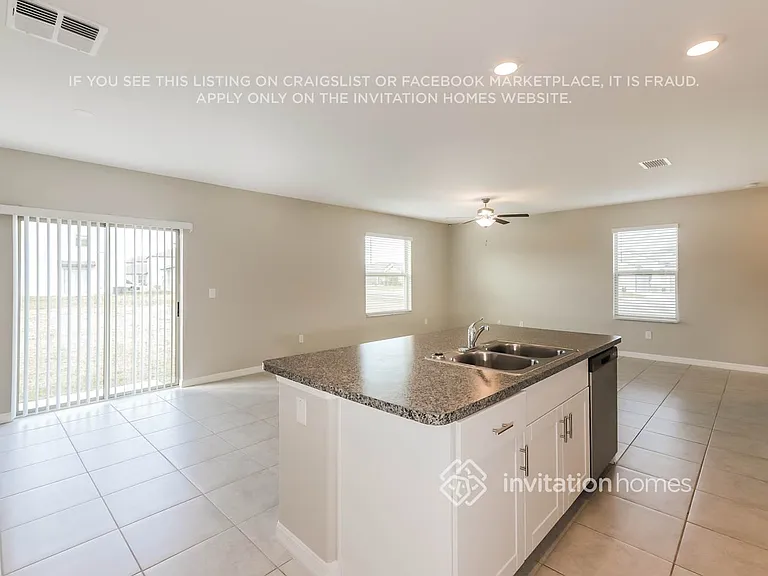 15517 Miller Creek Dr — Photo 9