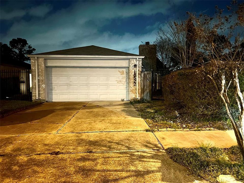 1st image of 18522 Glen Briar Ln