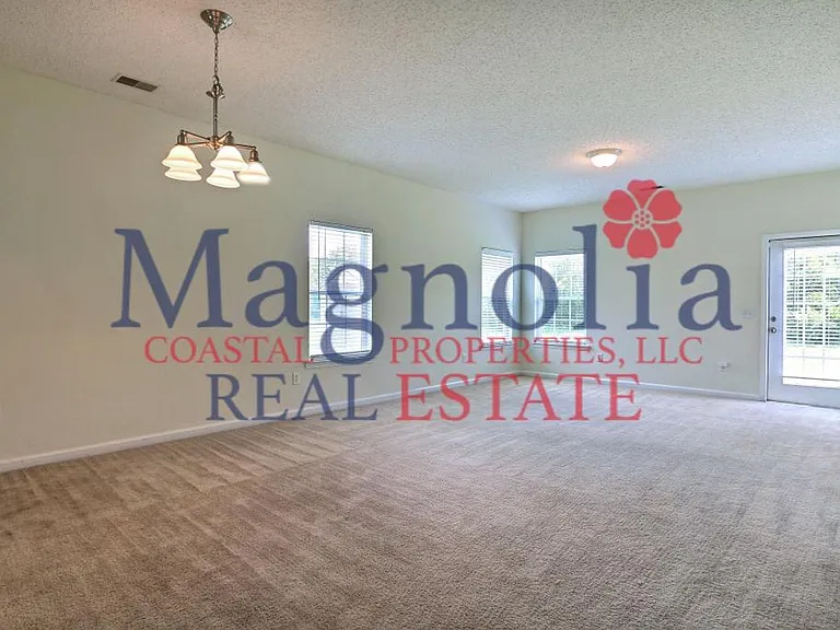 20 Evergreen Oak Dr — Photo 11