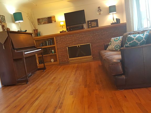 Brick fire w bookshelf