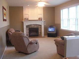 2nd image of 6 Meadow Dr