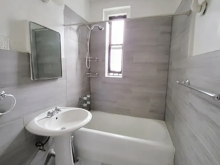 11525 84th Ave #3K — Photo 5