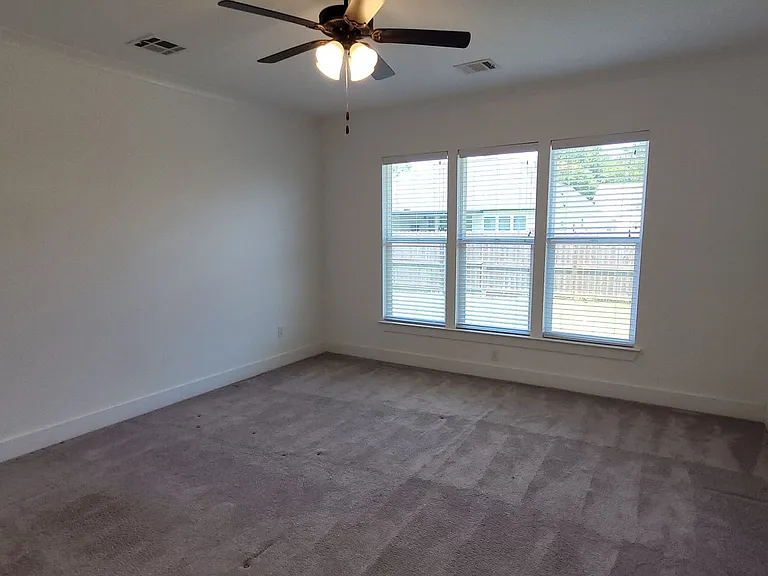 9587 S Creek Dr — Photo 9