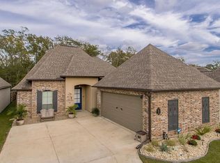 8117 Valencia Ct, Baton Rouge, LA 70820