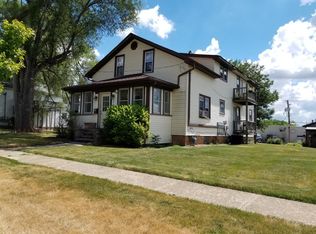 312 S Oak St APT 1, Manteno, IL 60950