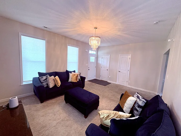 604 Drummond Grove Ln — Photo 13