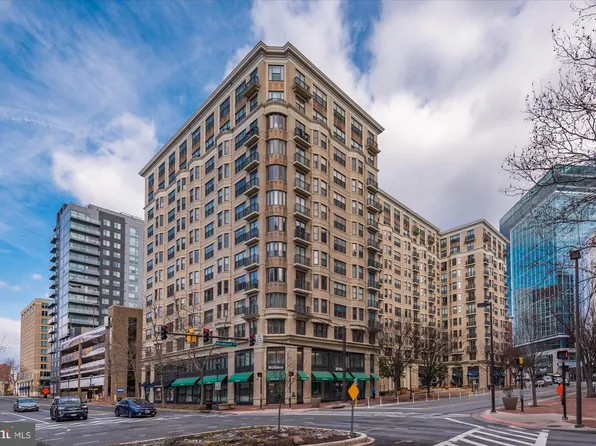 7710 Woodmont Ave APT 513, Bethesda, MD 20814