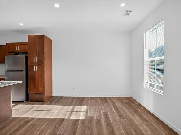 4011 Redan Rd #5 — Photo 8