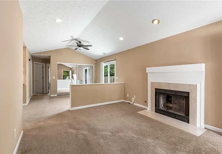 13387 Aventide Ln — Photo 4