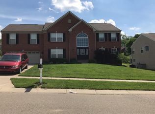 162 Edgefield Dr, Cleves, OH