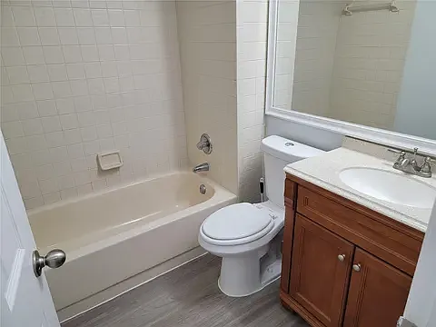 18318 Aintree Ct — Photo 10