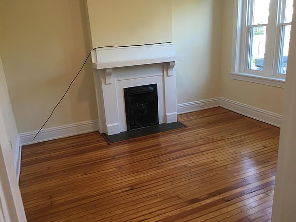 3rd image of 2703 Floyd Ave #A