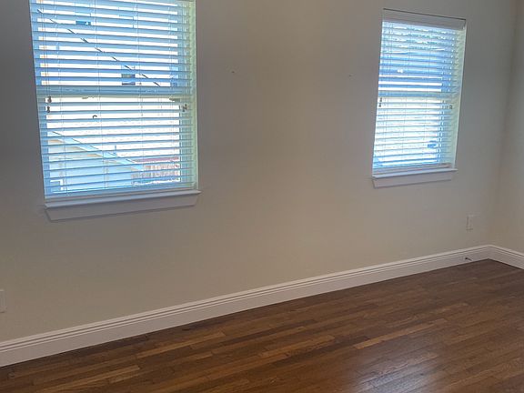 5th image of 2911 Rosewood St #1