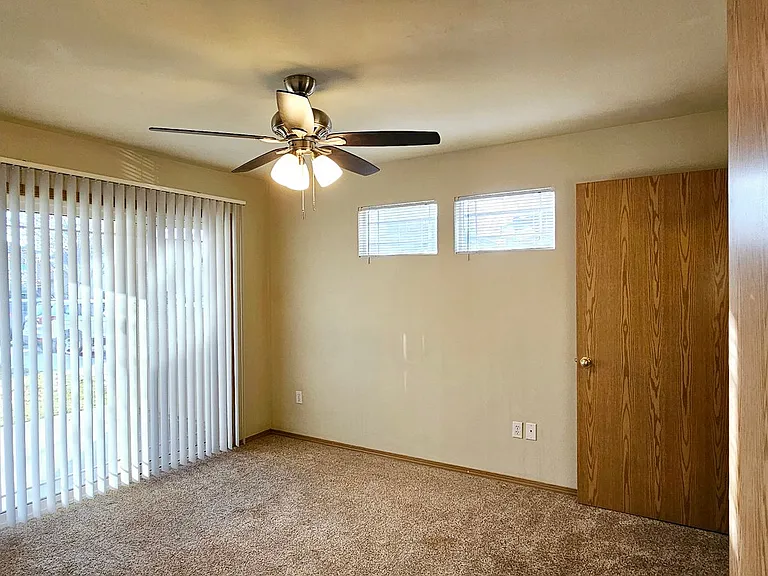 1805 E Overland Rd #51 — Photo 8