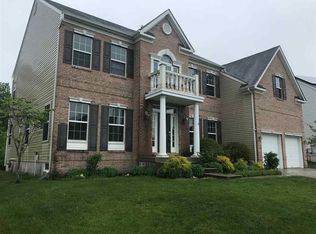 74 Woodmere Rd, Mays Landing, NJ 08330