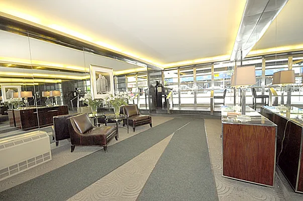 Sold by Corcoran | media 19