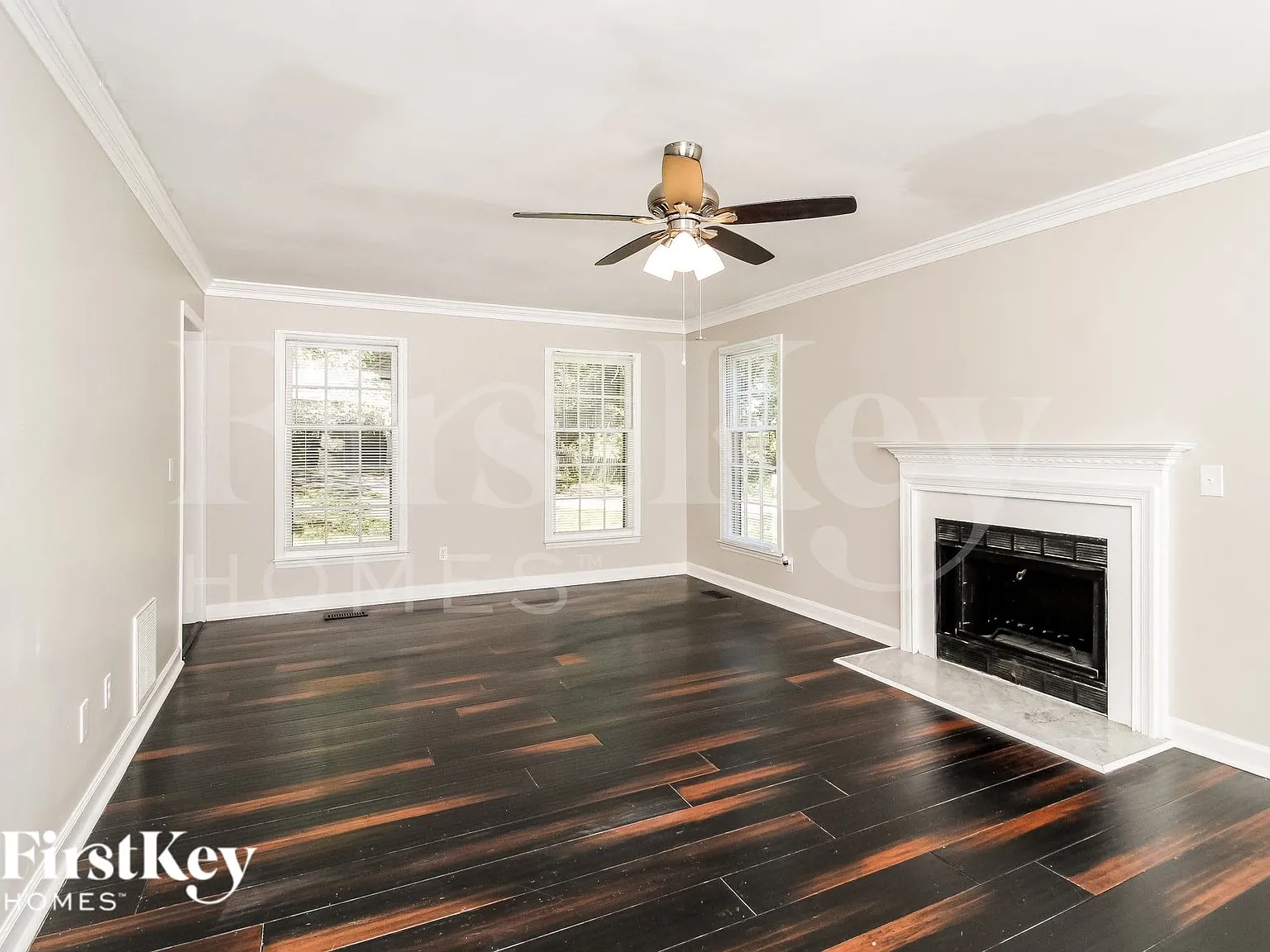 3 bed, 2.5 bath, 1782 sqft, $2,295 — Photo 2