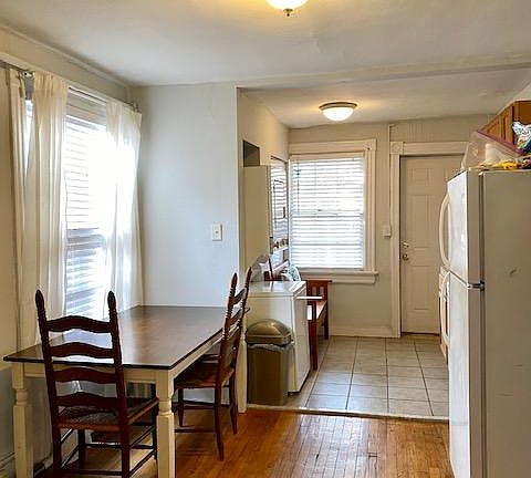 3rd image of 3215 Ellwood Ave APT C